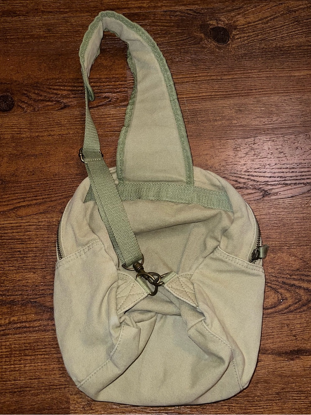 Disney Animal Kingdom Wilderness Explorer Crossbody Khaki Canvas Messenger Bag - Picture 2 of 9